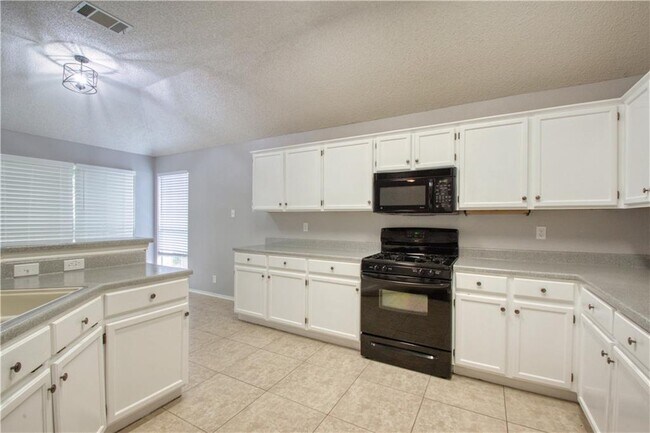 Building Photo - 306 Marigold Ln