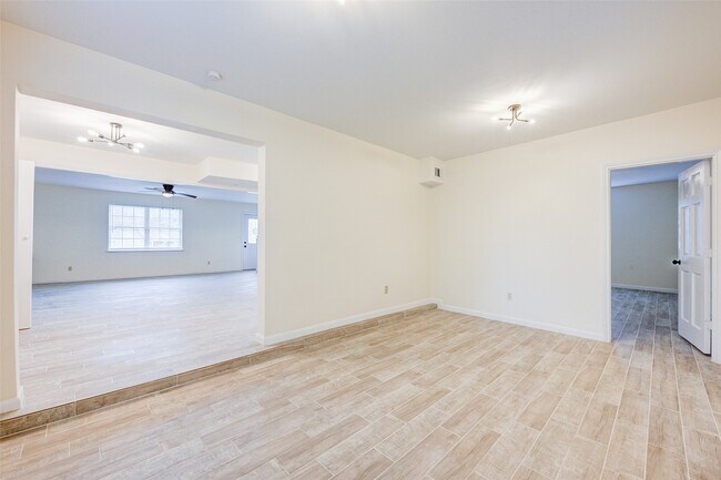 Building Photo - 630 Martin Luther King Rd