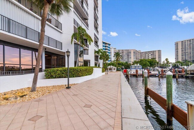 Building Photo - 300 Three Islands Boulevard