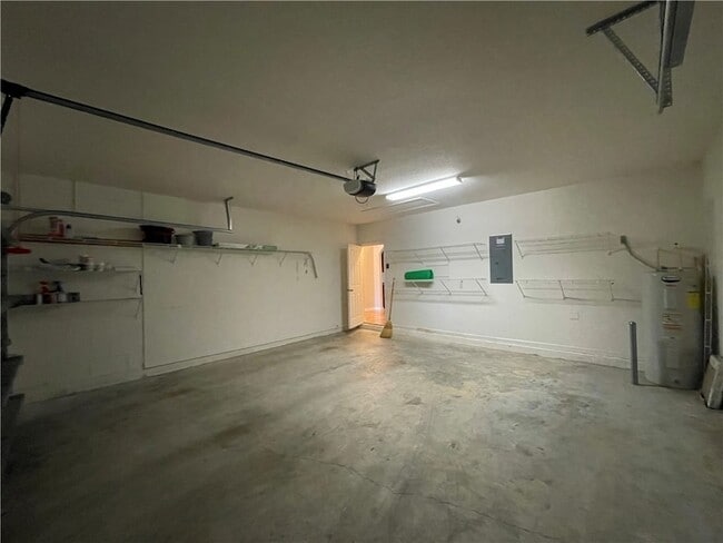 Building Photo - 1586 Lexington Square SW