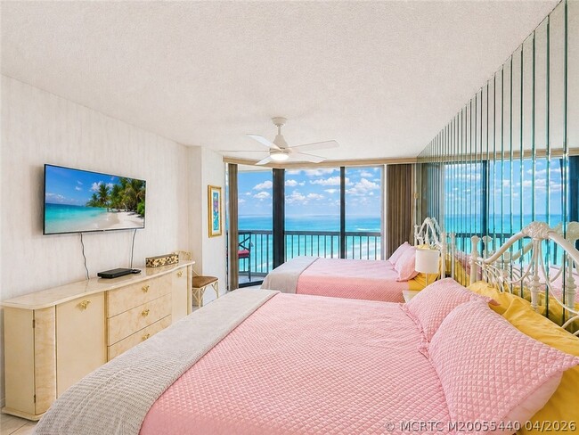 Building Photo - 9500 S Ocean Dr