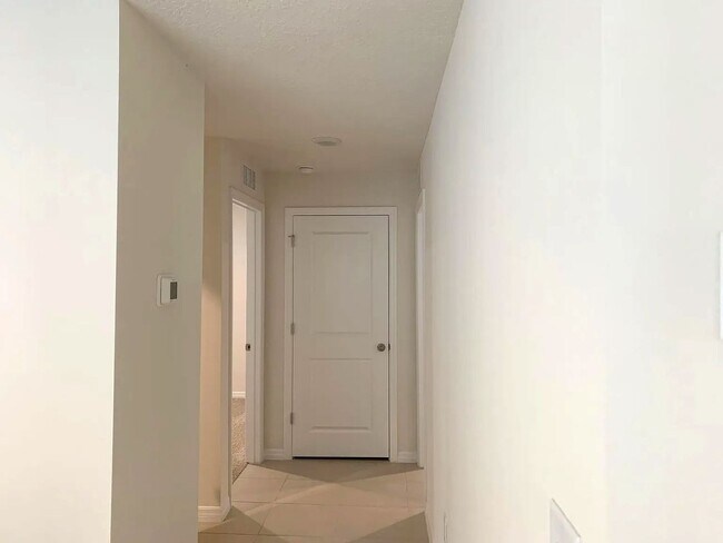 Building Photo - 12159 White Cypress Pl