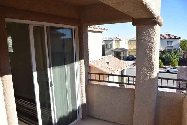 Building Photo - NORTH - 2 STORY HOME - 89081