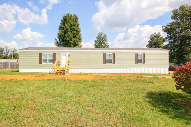 Building Photo - 295 Seays Rd