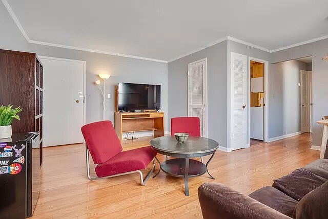 Building Photo - 1101 Grove St