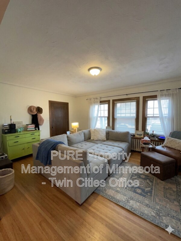 Building Photo - 4908 Chicago Ave