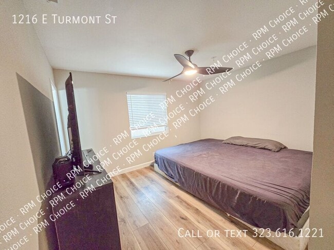 Building Photo - 1216 E Turmont St