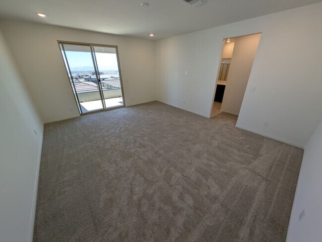 Building Photo - 544 Clover Bar Ln