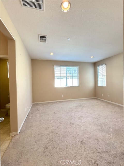 Building Photo - 7450 Silver Saddle Ct