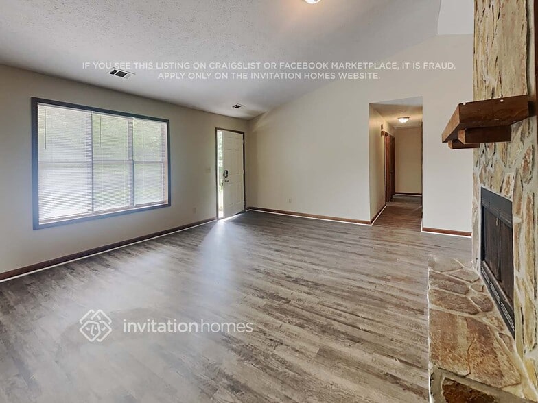 Building Photo - 227 Colemans Bluff Dr