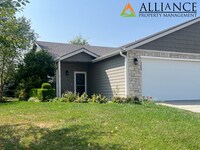 Building Photo - Beautiful Home on the East Side!
