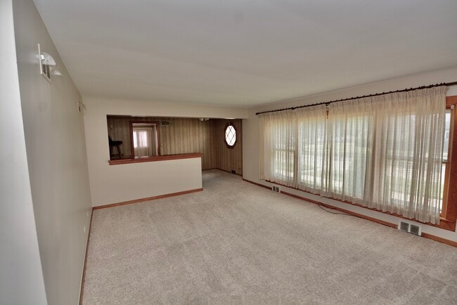 Building Photo - 819 N 17th Ave