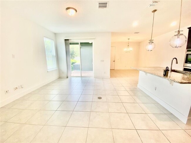 Building Photo - 7206 Carrickbend Ln
