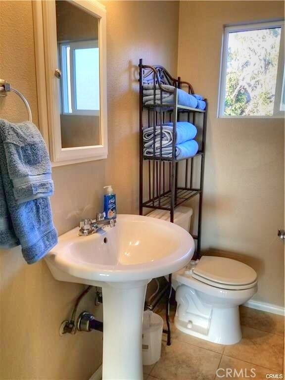 Building Photo - 2617 Calle Del Comercio