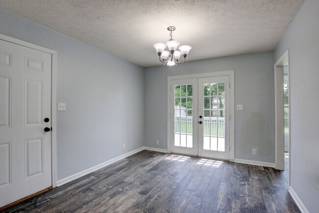 Building Photo - 180 Kings Deer Dr