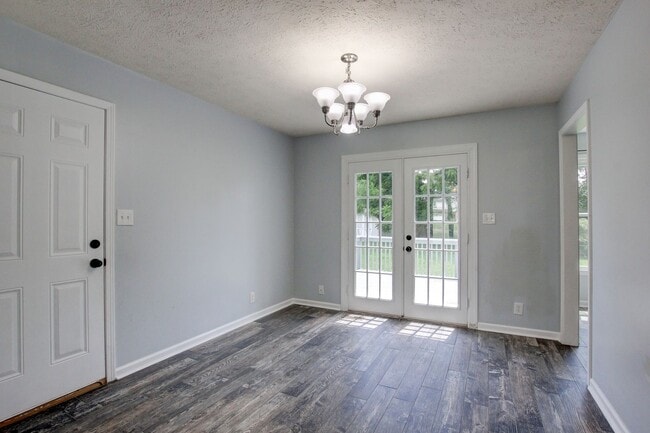 Building Photo - Updated and Gorgeous!!!  Hurry