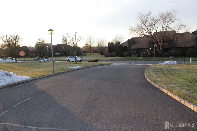 Building Photo - 224 Westgate Dr