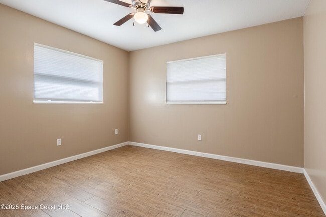 Building Photo - 737 Badger Dr NE