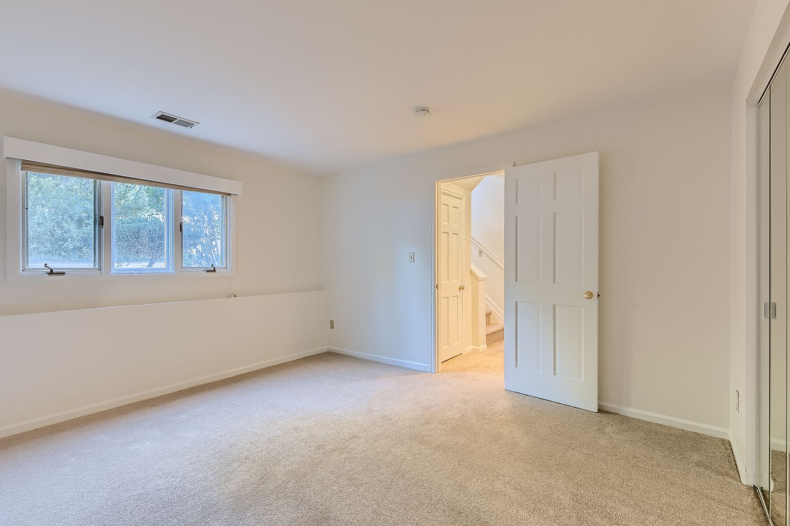 Building Photo - 2020 5th St