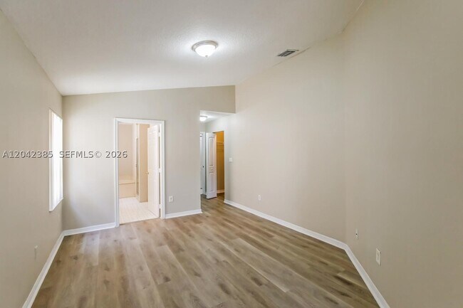 Building Photo - 1365 SW 106th Ave