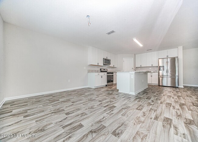 Building Photo - 154 Moorcroft Wy