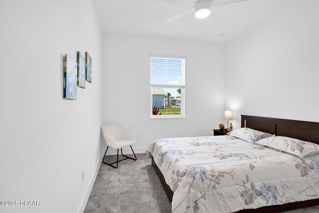 Building Photo - 913 Bama Breeze Dr