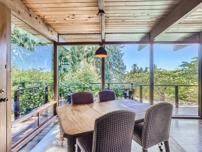 Building Photo - 4bd/3ba Kirkland House