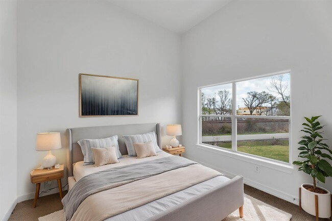 Building Photo - 6014 Hamman St