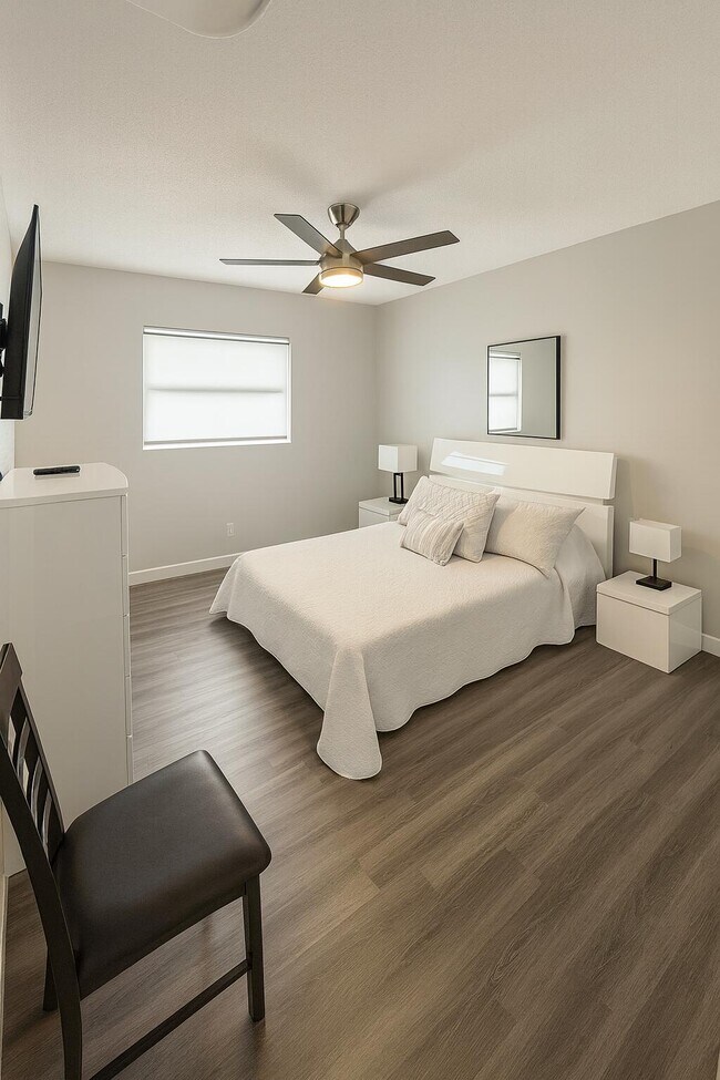 Building Photo - 801 Andrews Ave