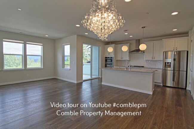 Building Photo - 34418 SE Groshell St