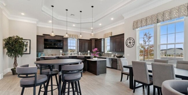 Building Photo - 5014 Pufa St