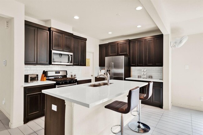 Building Photo - 2503 Hagerman Ct