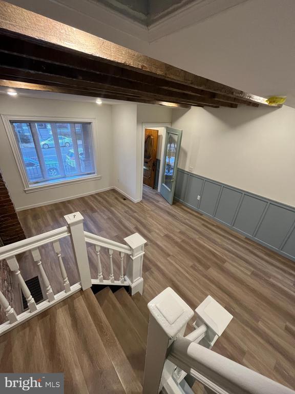 Building Photo - 5712 Cedar Ave