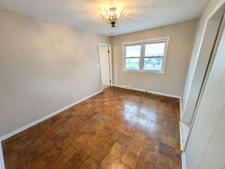 Building Photo - 7843 Jackson Ave