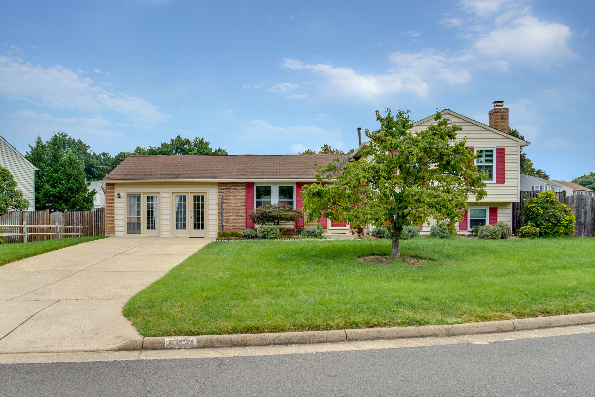 Front - 5471 Braddock Ridge Dr