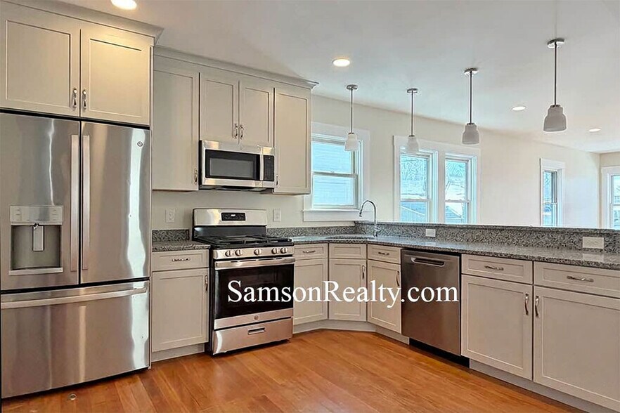 Building Photo - 178 Hillside Ave