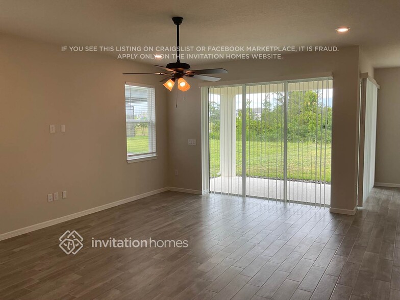 Building Photo - 2470 Southlawn Ln