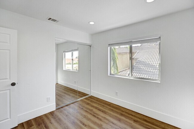 Building Photo - Beautiful 4-Bed, 2.5-Bath Home in Moreno Valley Ranch