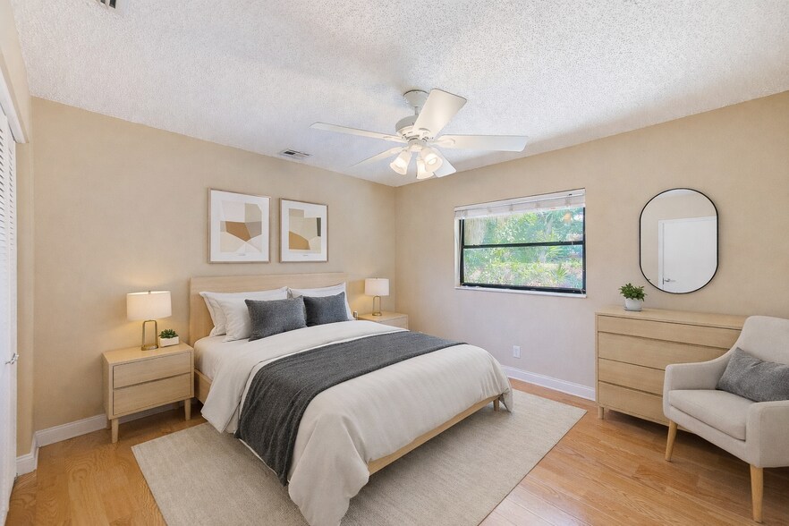 Building Photo - 3471 14th Ave N