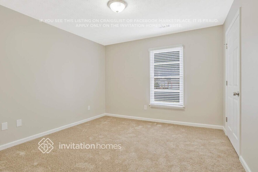 Building Photo - 70 Trotters Walk