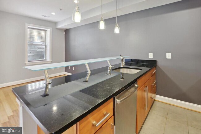 Building Photo - 1333 Euclid St NW