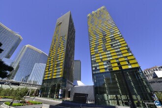 Building Photo - Veer Towers 1207E-North Strip Views from t...