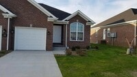 Building Photo - 733 Village Creek Dr