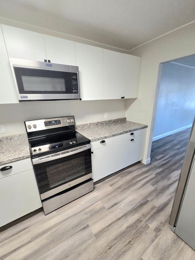 Building Photo - Location, Location!! 3 bedroom condo available now in Altamonte Springs