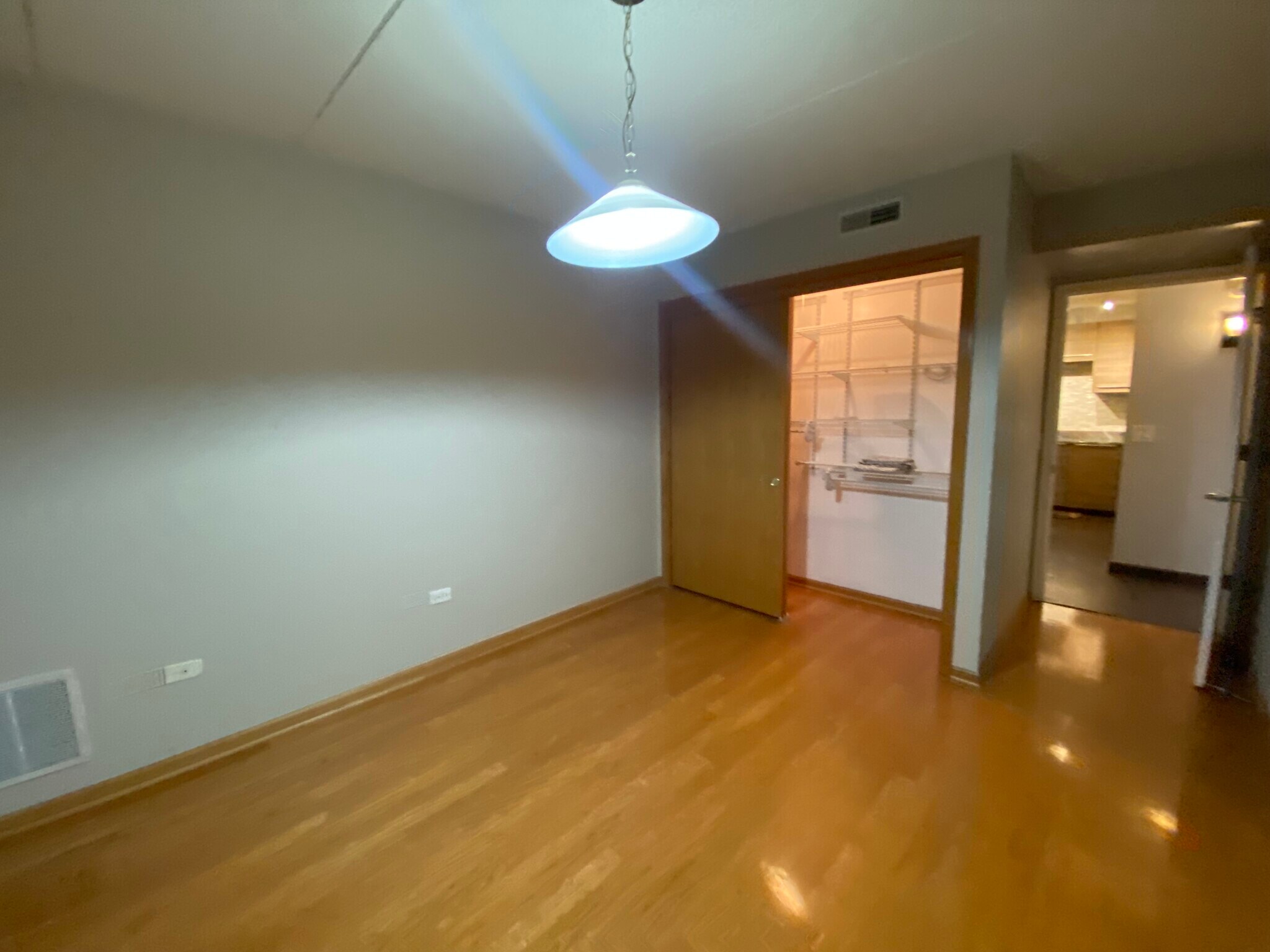 Building Photo - 6430 W Berteau Ave