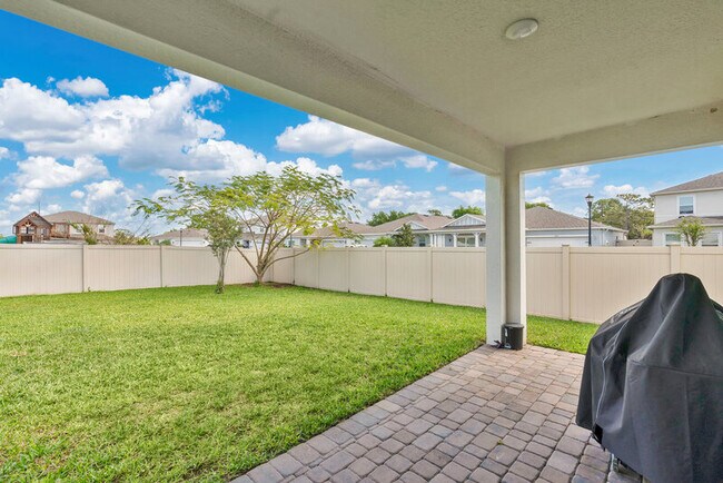Building Photo - 4894 Knoll Ln