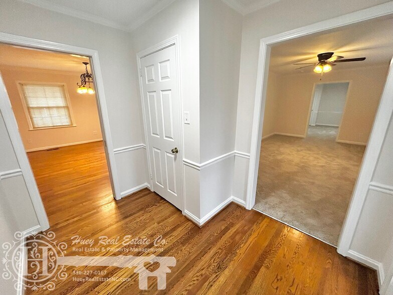 Building Photo - 204 Trail Four