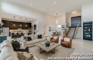 Building Photo - 10111 Ivory Canyon