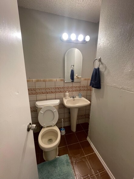 Building Photo - 3817 Titan Trl