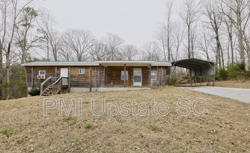 Building Photo - 573 Singing Pines Rd